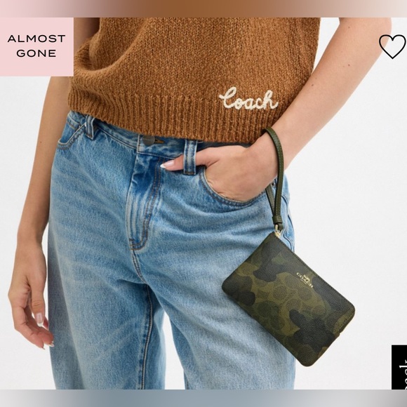 Coach Zip Sig Camo Wristlet - Picture 3 of 7